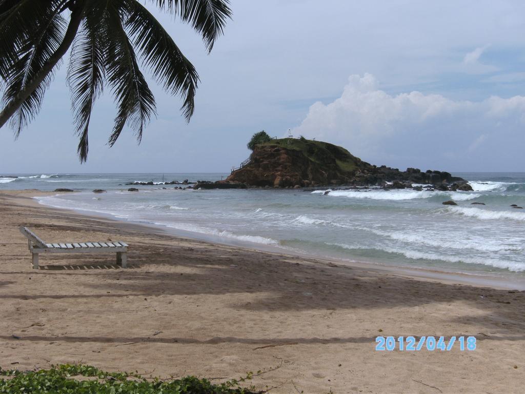 Sun Ocean Inn Mirissa Exterior foto