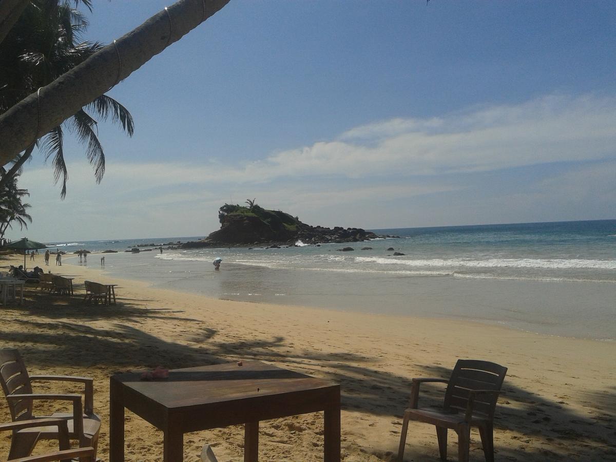Sun Ocean Inn Mirissa Exterior foto