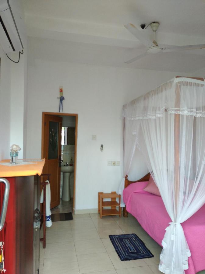 Sun Ocean Inn Mirissa Exterior foto